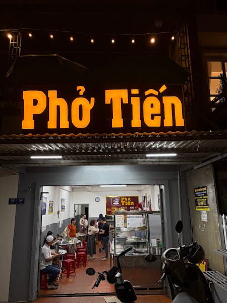 Ảnh bìa Phở Tiến