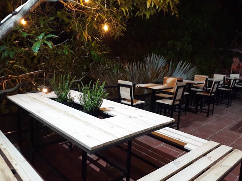 Alpha Milktea & Coffee