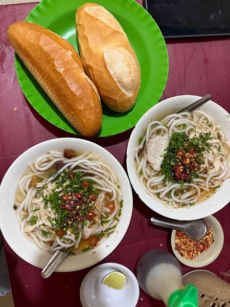 Hình ảnh Bánh canh cay (Chi) Ao Hồ - 2