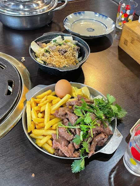 Hình ảnh Lẩu Bò Nhà Gỗ - 2