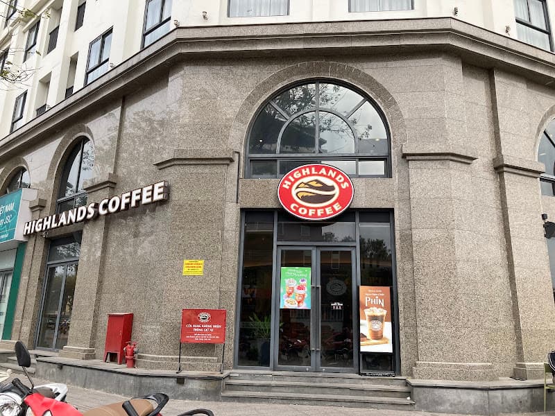 Highlands coffee Royal Park