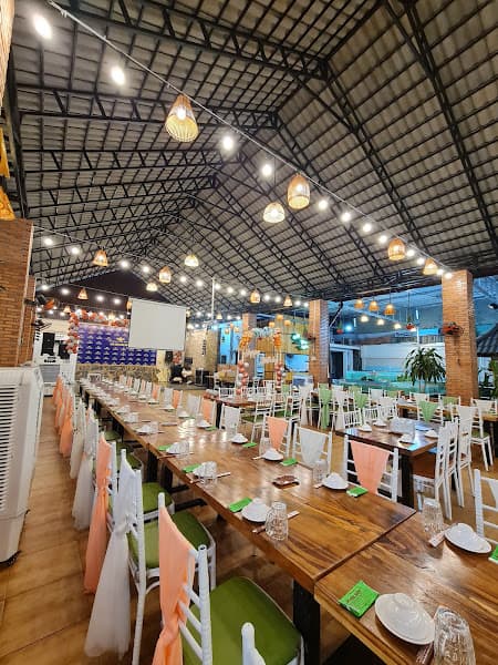 Nhà hàng Hải sản Cửa Biển- Nguyễn an ninh