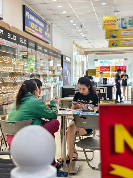 Hình ảnh Thế Giới Di Động - 4