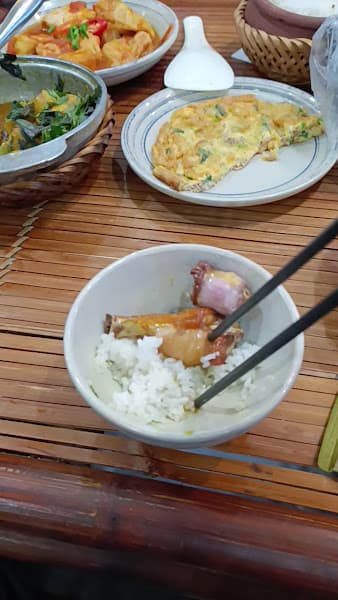 Hình ảnh Cơm Việt- Nhà Hàng Cơm Niêu Hà Tĩnh - 3