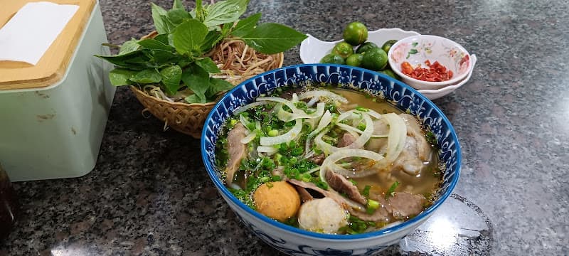 BÚN BÒ HUẾ LÝ TRÍ