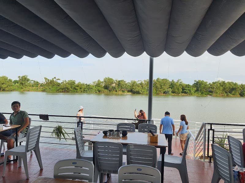 Ảnh bìa Nhà Hàng Bờ Sông