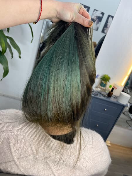 Hình ảnh Salon VINH NGUYỄN - 2