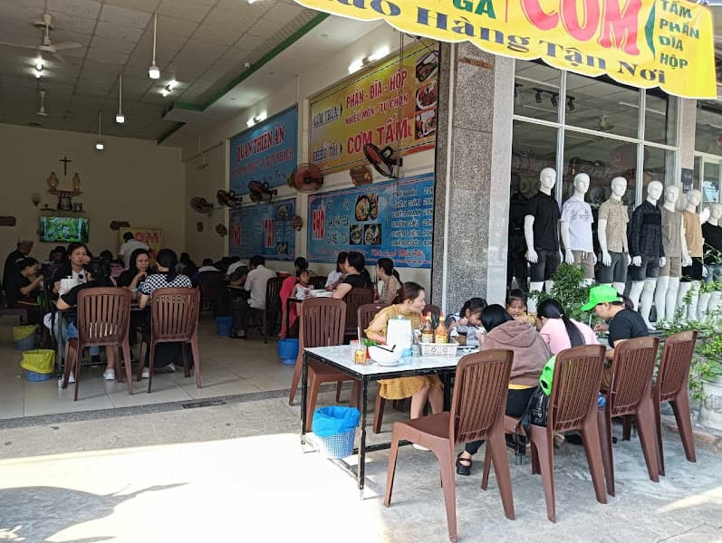 Hình ảnh Quán phở Thiên Ân ( dê, bò, gà) - 2