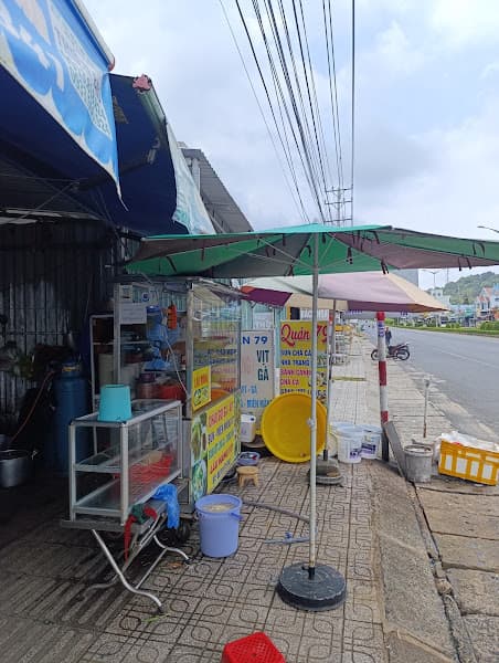 Hình ảnh Bánh mì & xôi mặn cô Út - 2