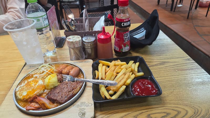 Hình ảnh Cột Điện Quán Đặng Văn Ngữ - 2