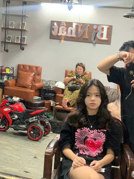Hình ảnh Salon Bj Nhật (tóc - móng - xăm hình ) - 5