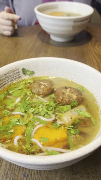 Hình ảnh Here & Now Vegetarian (Open kitchen & chill) - 3