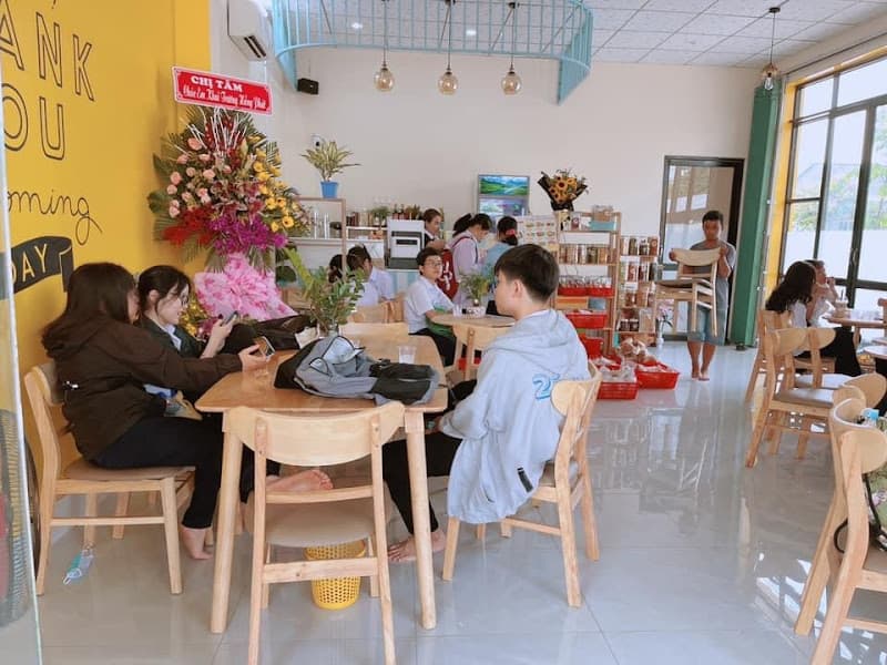 Trà sữa-bánh tráng- ăn vặt nhã thi