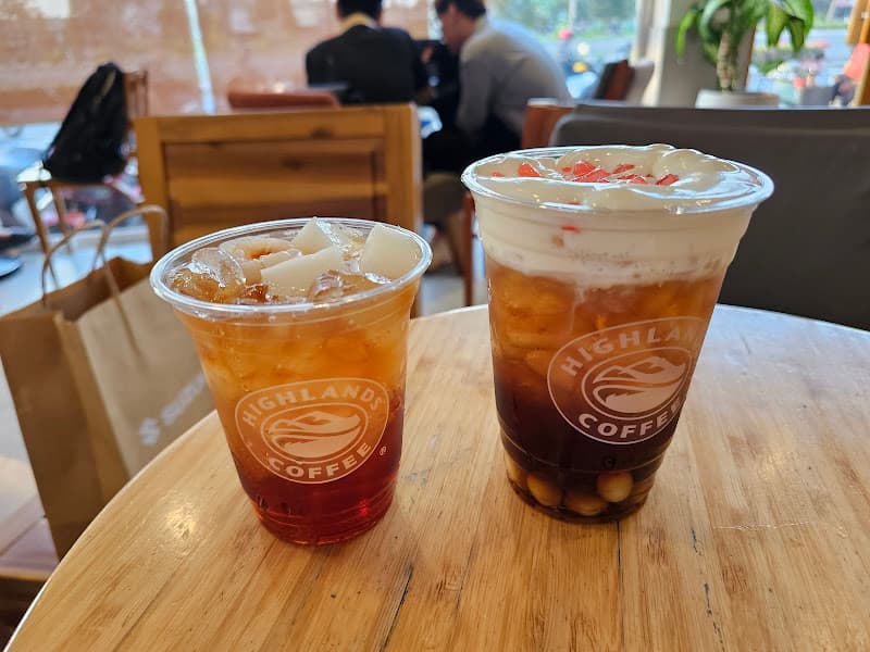 Hình ảnh Highlands Coffee Phạm Văn Đồng - 5