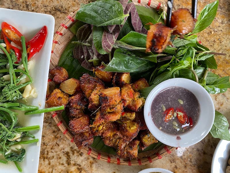 Hình ảnh Nhà hàng Nam Sơn - 2