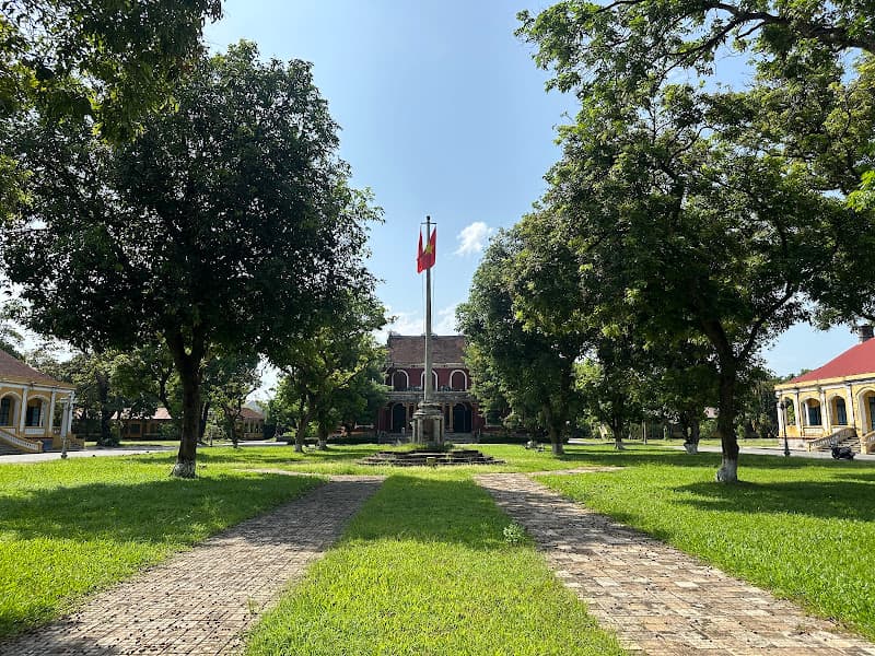 Hình ảnh Tam Tòa - 4