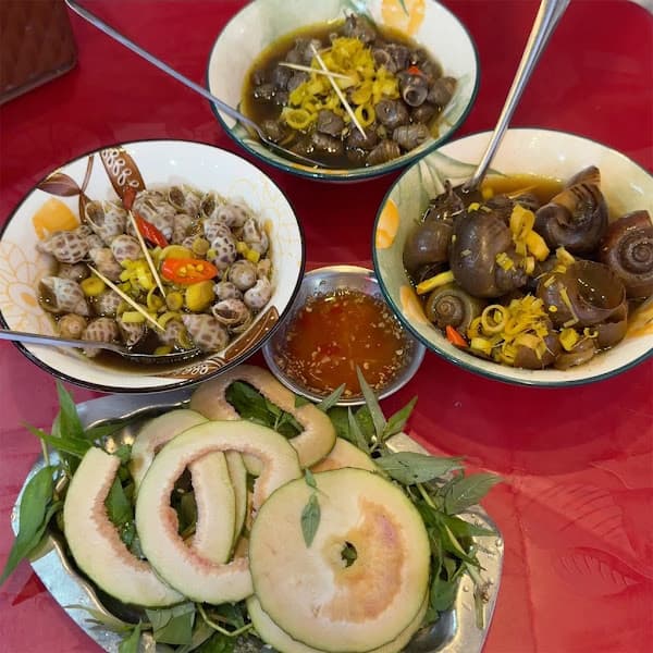 Hình ảnh Quán ốc hút Cây Me - 4