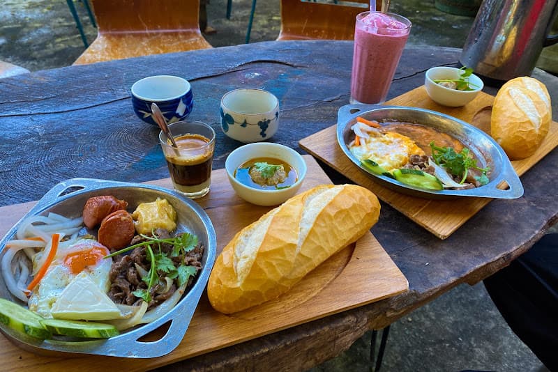 Hình ảnh Tiệm Chú Được - bánh mì & cà phê - 2