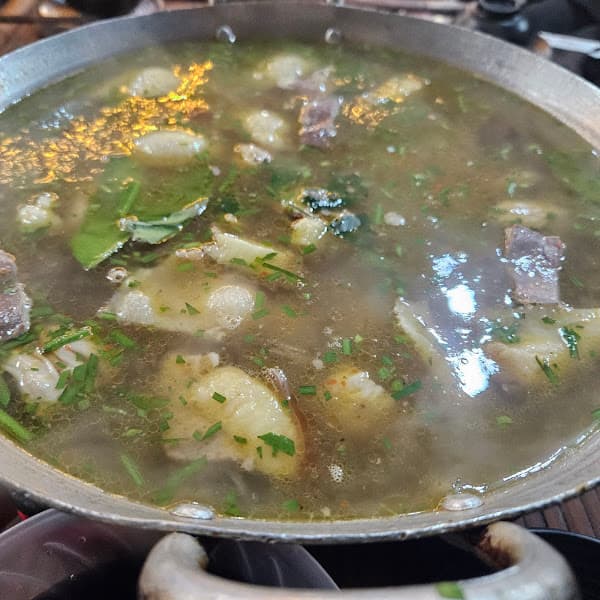 Hình ảnh THẮNG CỐ QUÀNH 2 - 3