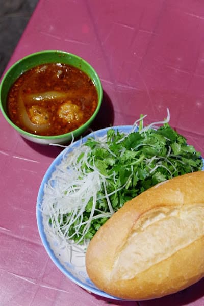 Bánh Mì Xíu Mại Nga - Đà Lạt ( Since 1980 )