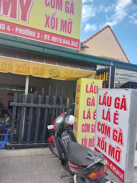 Hình ảnh Lẩu gà lá é Mỹ Mỹ - 6