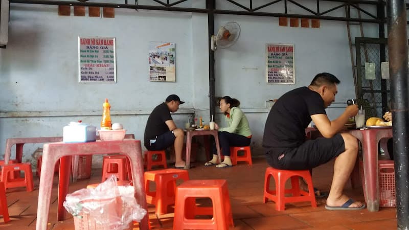 Bánh mì chảo sân banh