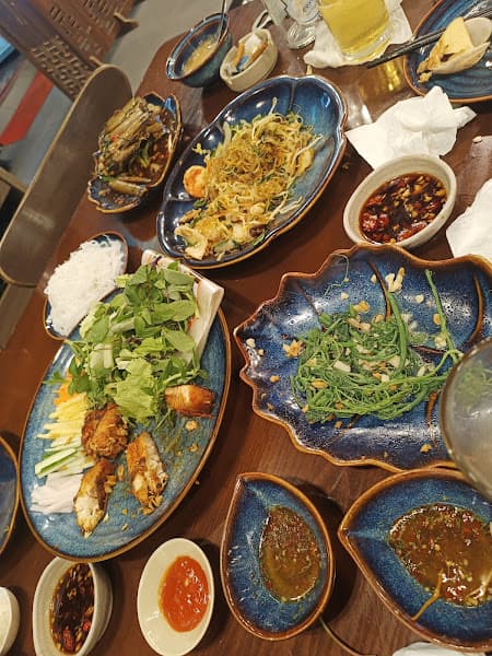 Hình ảnh Nhà Hàng Hải Sản Làng Chài Restaurant - 2