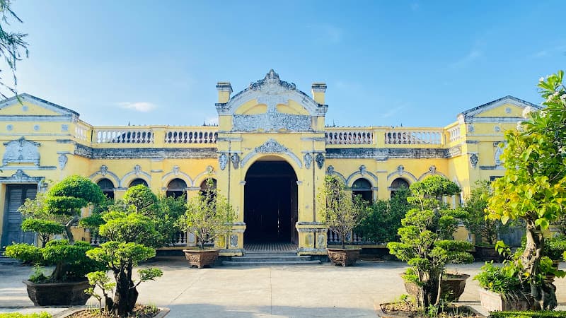 Ảnh bìa Dinh Đốc phủ Hải