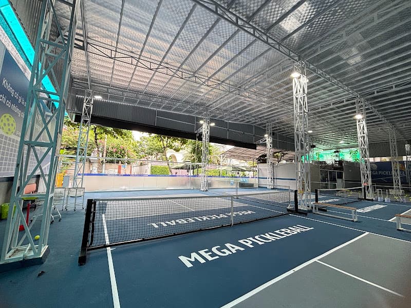 Mega Pickleball