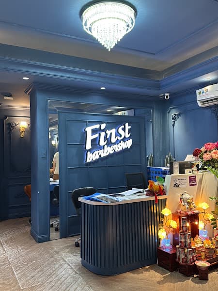 Ảnh bìa First Barbershop District 1 | 帝王洗頭 | 이발소 | Massage Sauna Nguyen Thai Binh