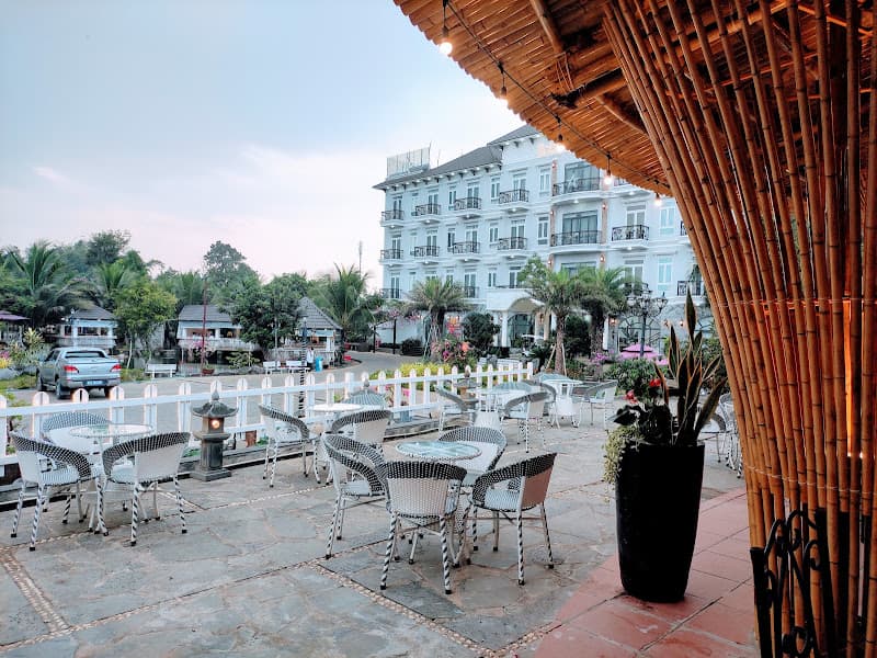 Hình ảnh Karaoke SPRING GARDEN - 3