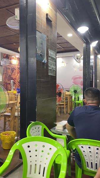 Hình ảnh Hải Sản ỐC NGON dời về 673 Nguyễn Kiệm, P9, Phú Nhuận - 4