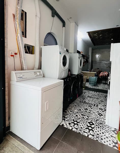 Hình ảnh Giặt sấy sạch rẻ - Laundry clean & cheap - 4