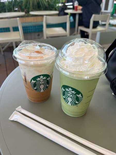 Hình ảnh Starbucks Waterbus Bach Dang - 2