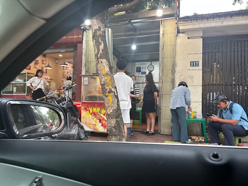 Hình ảnh Bánh mì Thịt xiên nướng - 2