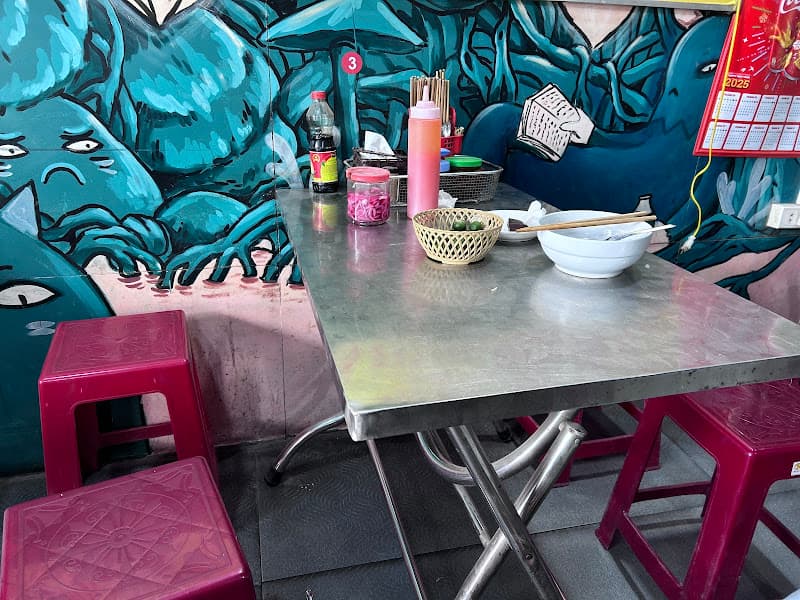 Hình ảnh Bún Bò Huế O Hoa - Số 6 Đại Học Hà Nội - 7