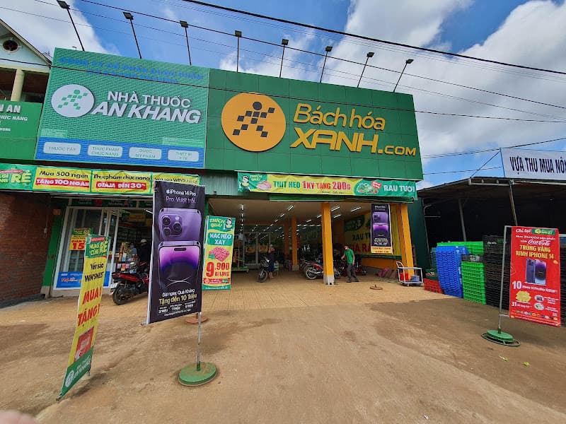 Ảnh bìa Siêu thị Bách hoá XANH Quảng Sơn