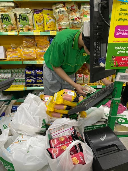 Hình ảnh Bách hoá xanh Đặng Tất - 3