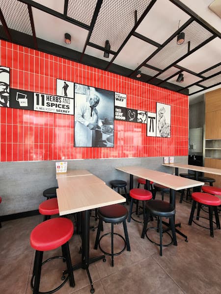 Hình ảnh KFC Lê Văn Quới - 2