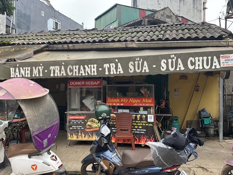 Ảnh bìa Bánh mì, trà chanh, trà sữa Ngọc Mai