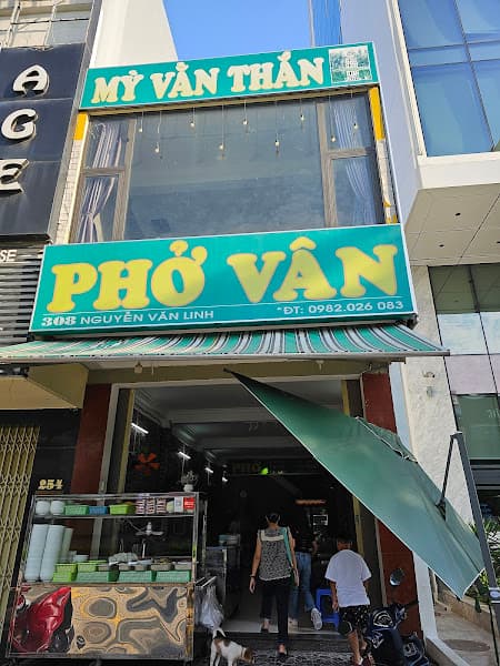 Phở Vân