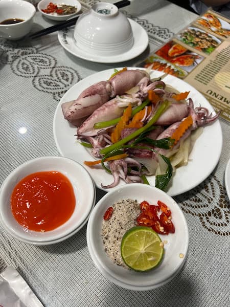 Hình ảnh Nhà hàng Quy Sơn - 3