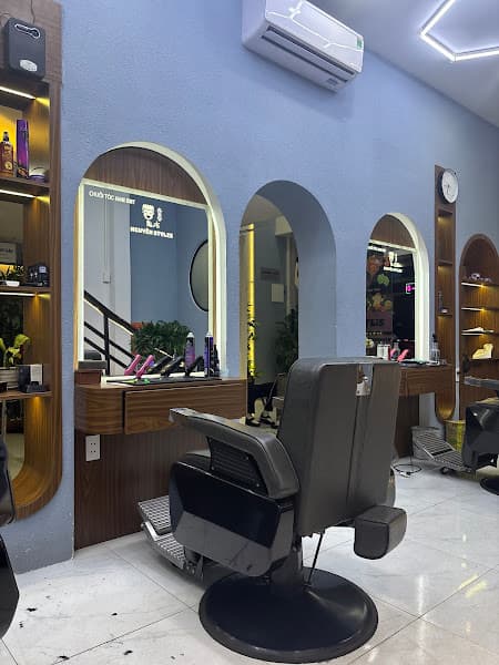 Hình ảnh Tóc Nam số 1 Buôn Mê - Nguyên Stylis -Ráy Tai Buôn Ma Thuột Massage Thư Giãn -Gội Đầu Dưỡng Sinh BMT - 4