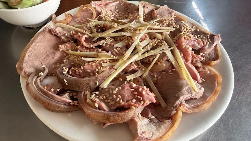 Hình ảnh Quán cơm bê thui Cao Tốc Bố Già - 2