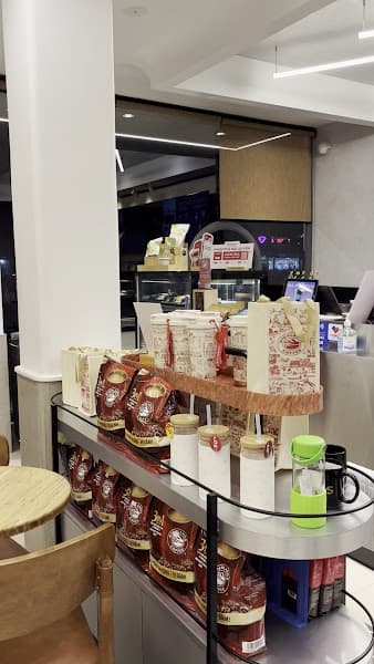 Hình ảnh Highlands Coffee 312 Điện Biên Phủ HCM - 4