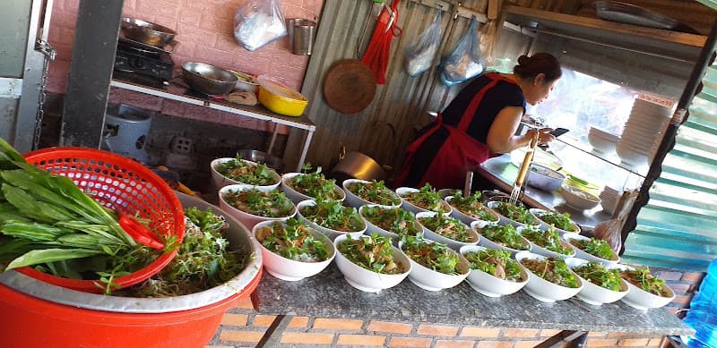 Hình ảnh Quán Bà Tính Cơm Bún Phở - 3