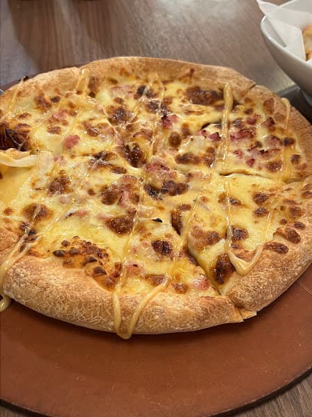 Hình ảnh Pizza Hut Nguyễn Gia Trí - 3