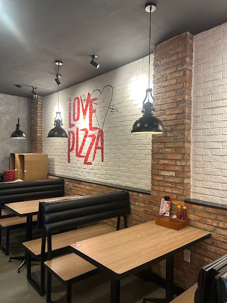 Hình ảnh Pizza Hut Dĩ An - 2