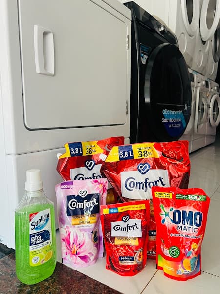 Hình ảnh GIẶT SẤY 247 - CHUYÊN GIẶT SẤY - GIẶT HẤP - GIẶT TẨY - VỆ SINH GIÀY. - 3