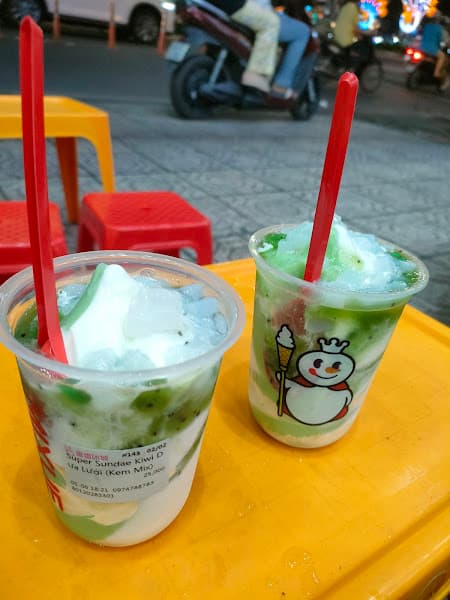 Hình ảnh Kem - Trà sữa Mixue 30/4 - 2
